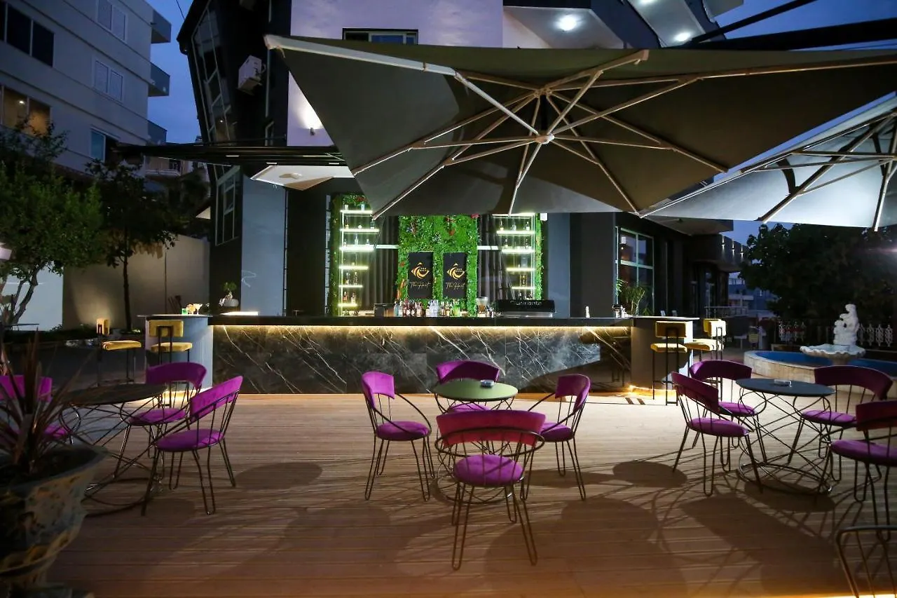Hotel The Hart Vlorë