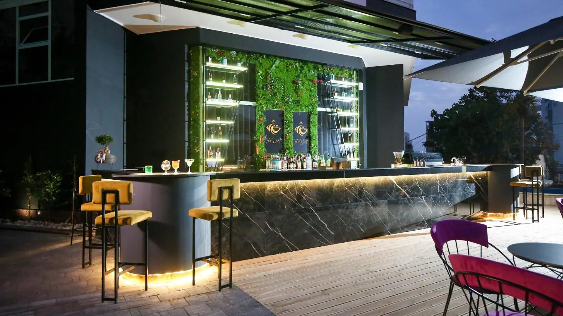***  Hotel The Hart Vlorë Albanien
